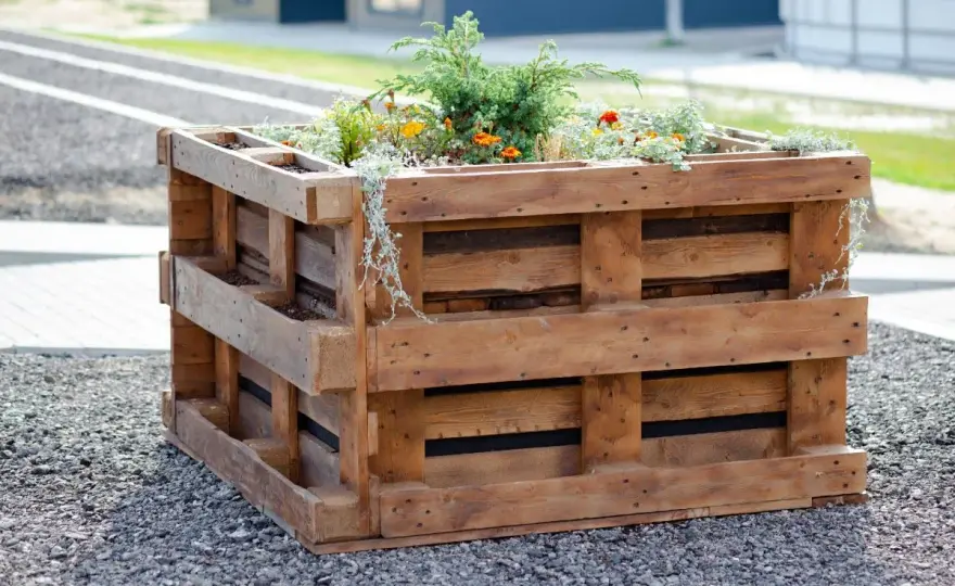 Kwietnik z palet: Praktyczny przewodnik DIY krok po kroku